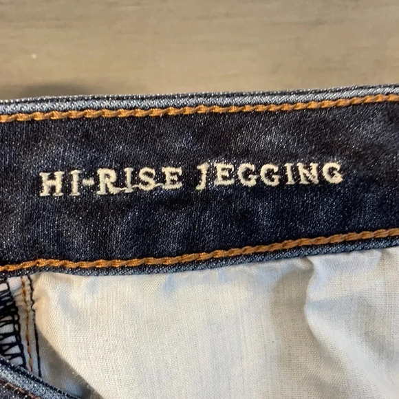 AMERICAN EAGLE Women’s Hi-Rise Jeggings - Picture 9 of 10